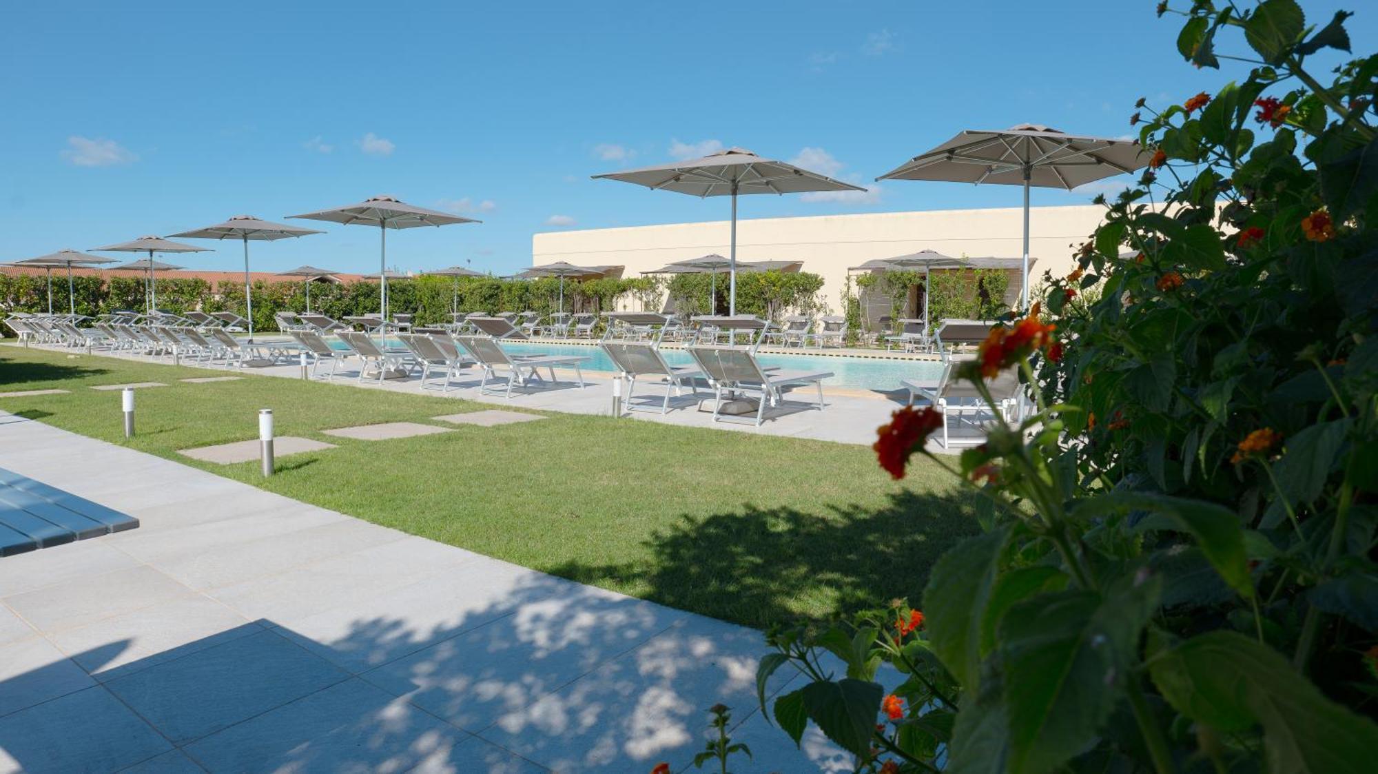 Delle Rose, Hotel & Horse Riding ตอร์เรวาโด ภายนอก รูปภาพ