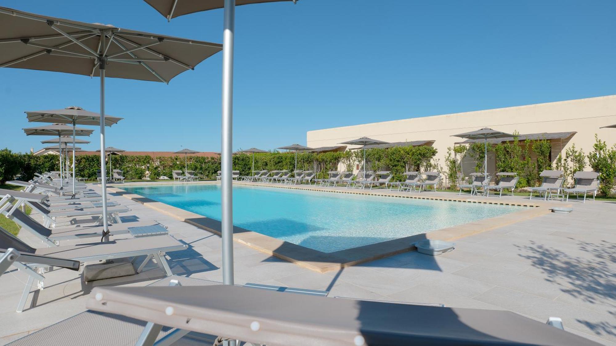 Delle Rose, Hotel & Horse Riding ตอร์เรวาโด ภายนอก รูปภาพ