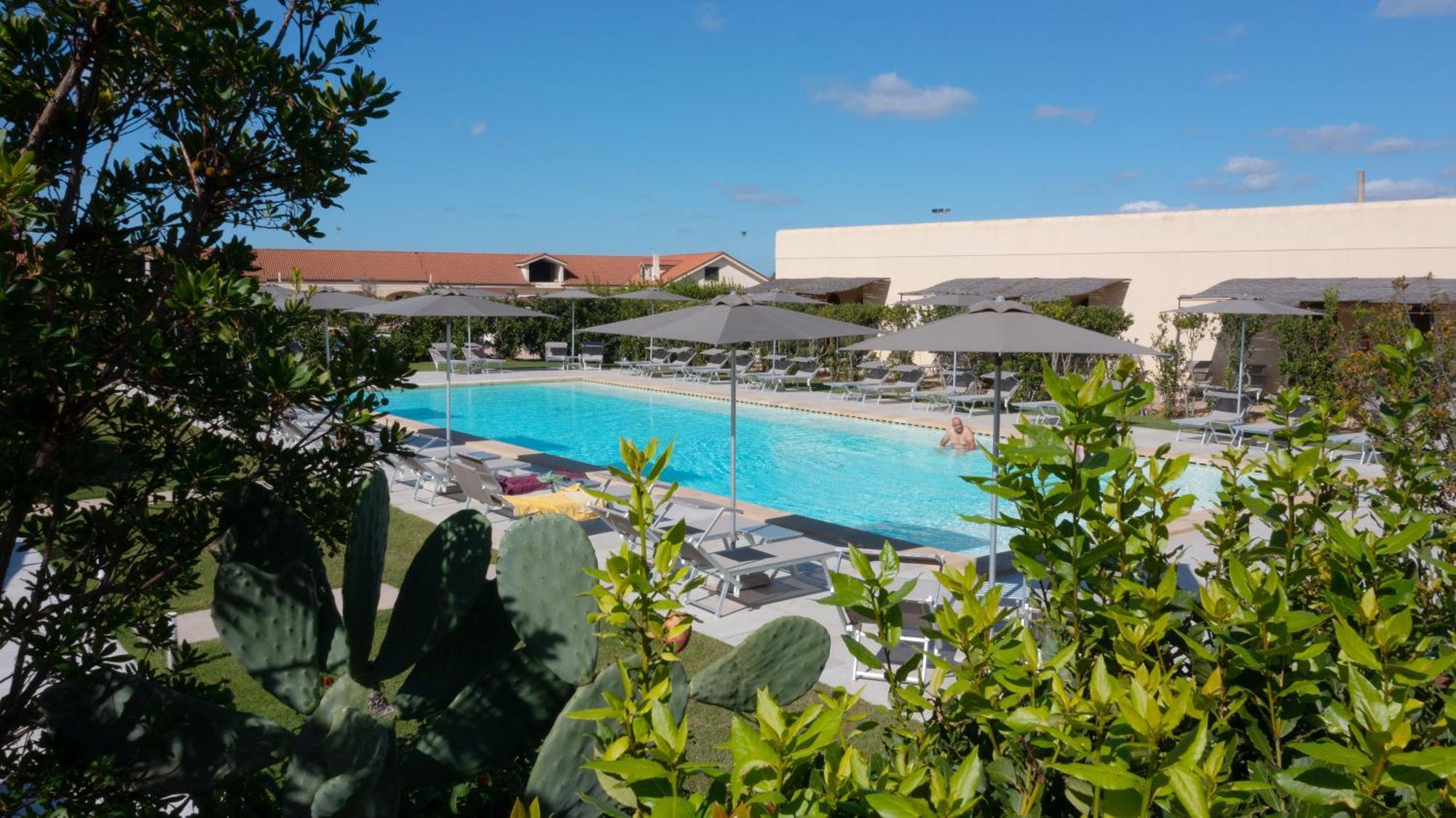 Delle Rose, Hotel & Horse Riding ตอร์เรวาโด ภายนอก รูปภาพ