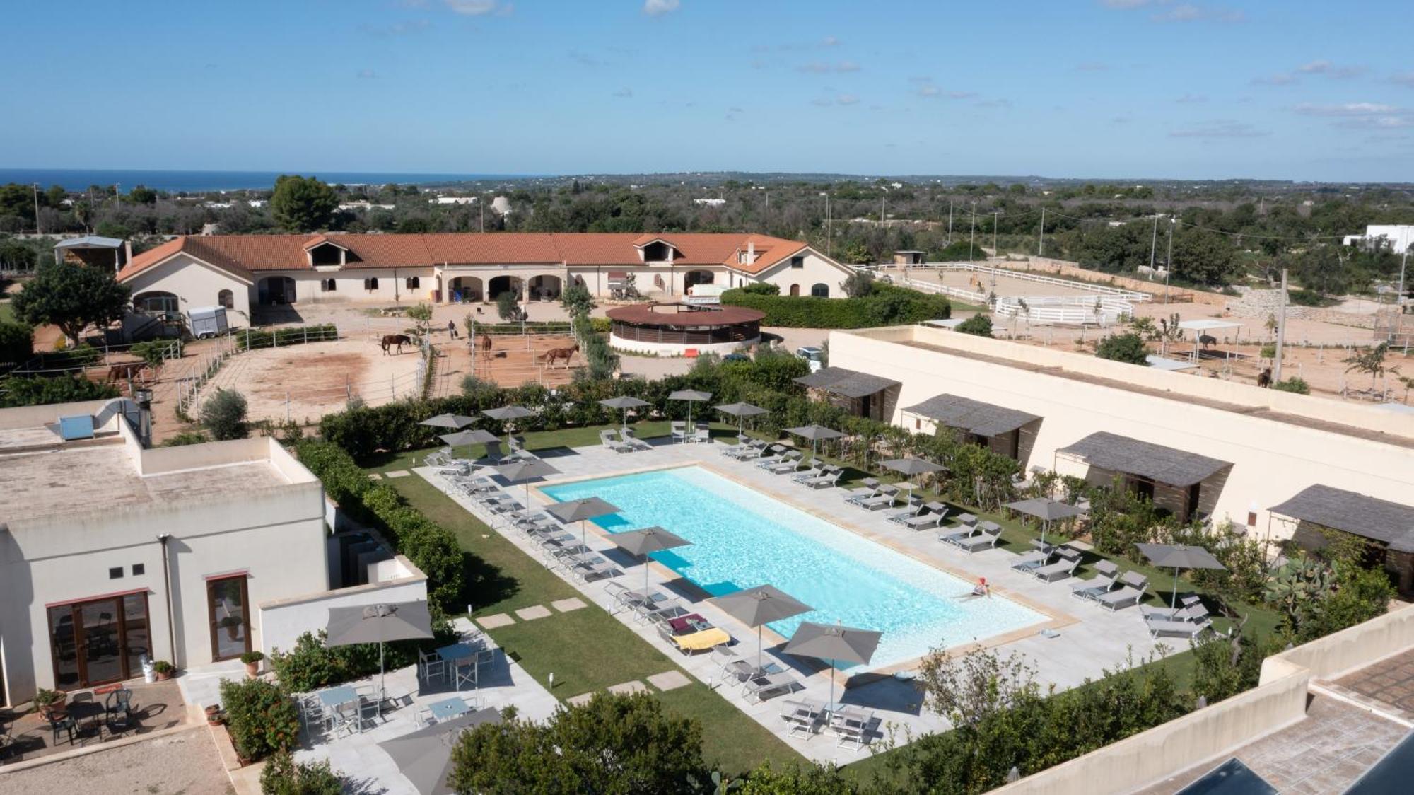 Delle Rose, Hotel & Horse Riding ตอร์เรวาโด ภายนอก รูปภาพ